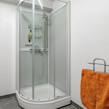 度假居 2 Bedroom In Fana