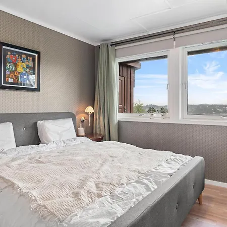 度假居 2 Bedroom In Fana *