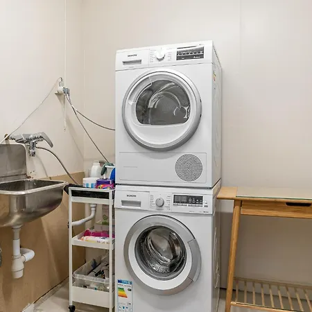 2 Bedroom In Fana 度假居