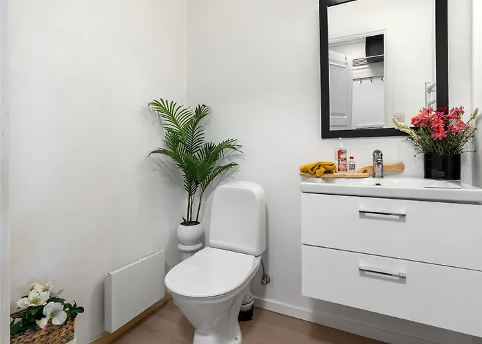 Prázdninový dům 2 Bedroom In Fana Fanahamaren