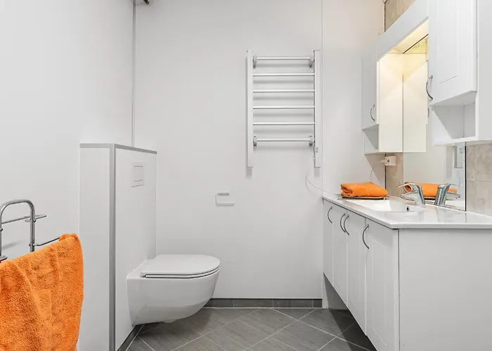 2 Bedroom In Fana *