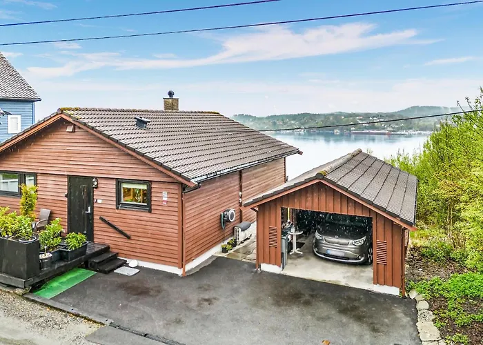 2 Bedroom In Fana *
