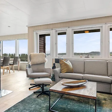 2 Bedroom In Fana *